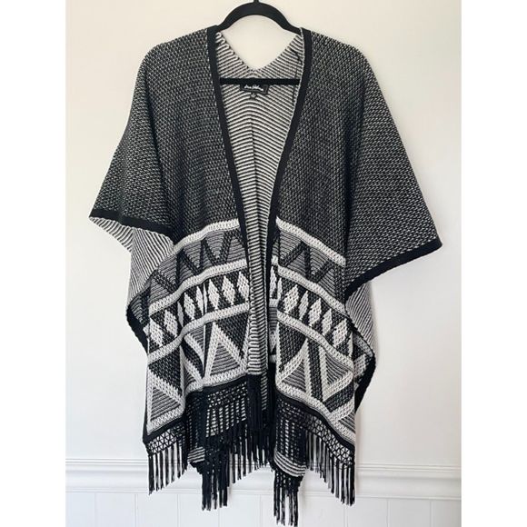 Sam Edelman Boho Southwestern Knit Sweater Poncho Size Small Oversized E111 - Picture 15 of 16
